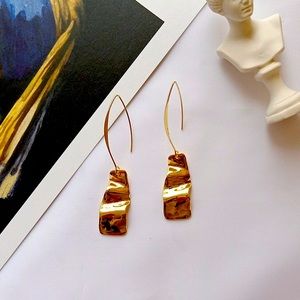 Gold plated earrings